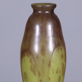 Art deco vaas Charles Schneider gesigneerd en gemerkt voor 1925 (No.402410)