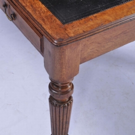 Antieke bureaus / grote leestafel / dubbele schrijftafel / Partners writing table / Engeland ca. 1860 met 6 laden (No.542954)
