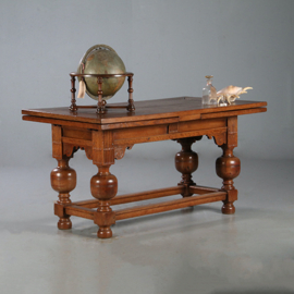 Lange smalle Renaissance tafel ca 1630 eikenhout met originele bladen tot 12 personen (No.922215)