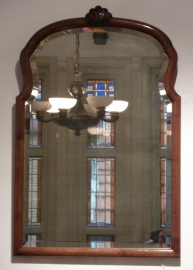 antieke spiegel / Soesterspiegel notenhout met facet 0,58 X 0,85 (No.78268)