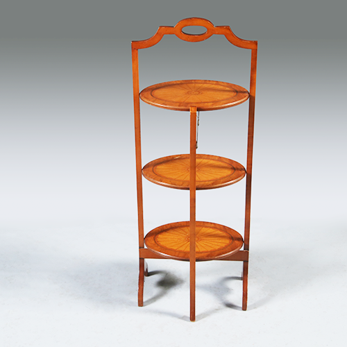 Cake stand in satijnhout ingelegd met zonmotief ca. 1920 (No.301885)