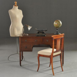 Antieke bureaus / Klein mahonie bureau / schrijftafeltje ca 1900 met mooi gaaf oud bruin leer (No.310823)