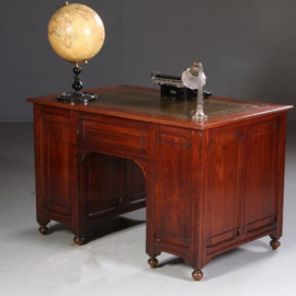 Antiek bureau / Engels Edwardian bureau met groen leer ca. 1900 notenhout (No.721315)