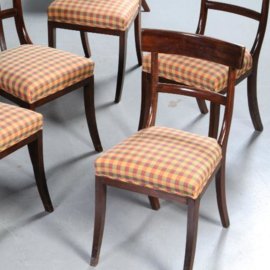 Antieke stoelen / Stel van 6 Engelse mahonie stoelen ca. 1930 incl. stoffering naar wens (No.562223)