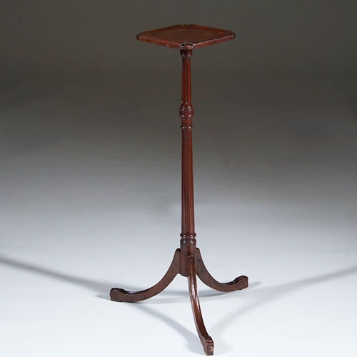 Louis Seize gueridon ca 1800 mahonie met verdiept blad (No.301840)