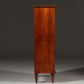 Hoge smalle ladenkast Chiffoniere met 8 laden en wellington-sluiting ca 1880 (No.962605)