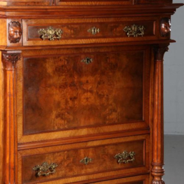 Antieke bureaus / Wortelnoten secretaire ca. 1875 met veel grote en kleine laden (No.602114)