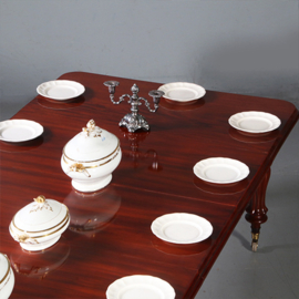 Antieke tafels / Engelse Victoriaanse eetkamertafel ca 1875 met 4 bladen verlengbaar (No.862475)