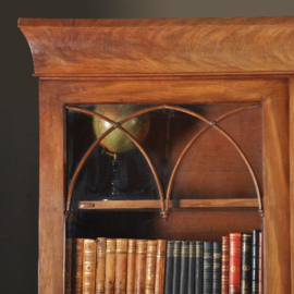 Antieke kast / Hollandse Biedermeier boekenkast / Bibliotheekkast ca. 1825 met 3 schuifdeuren (No.142132)