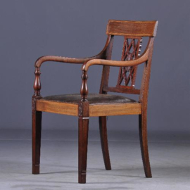 Antieke stoelen / stel van 8 antieke Engelse mahoniehouten stoelen ca. 1900 w.v. 2 met armleuningen (No.920154)