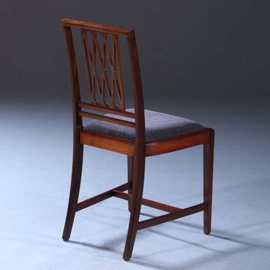Stel van 8 antieke stoelen ca 1890 2 met armleuningen incl. herstoffering naar wens (No.231605)