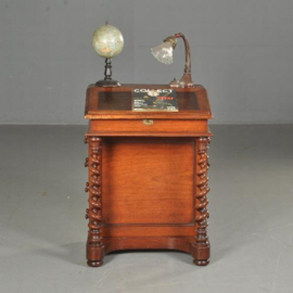 Antieke bureaus / Engelse mahonie davenport ca. 1875 met leer ingelegd (No.501932)
