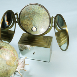 Art Deco grote drieluik dressing Mirror met verlichting en spiegellade door "BROT MIROITERIE Paris" (No.562218) - Hoogte 0,68 m.