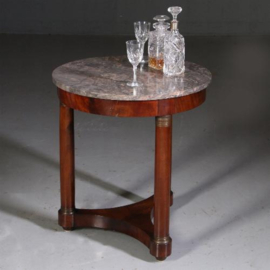 Antieke bijzettafels / Empire stijl ronde mahonie salontafel met marmer blad ca. 1890 (No.771743)
