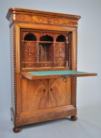 Antieke bureaus / Secretaire / Schrijfkast in kersen met prachtig interieur (No.78311)