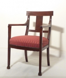 Antieke meubelen / Empire armstoel in mahonie 1800 -1810 (No.7981)