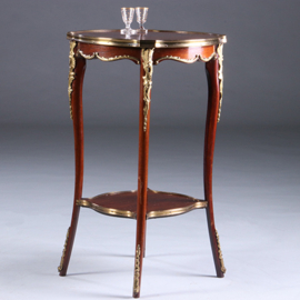 Franse lampetafel gueridon ca 1900 met geschulpt blad in mahonie met brons (No.222155)