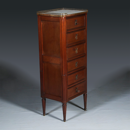Smalle hoge Franse ladekast  Louis Seize stijl ca 1890 (No.300225)