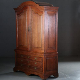 Antieke kast / Limburgs kabinet ca. 1790 in eikenhout doorleefde oude kleur (No.431164)