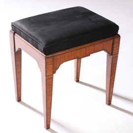 Antiek varia / Satijnhouten Louis Seize bankje incl stoffering naar keus ca. 1790 (No.892925)