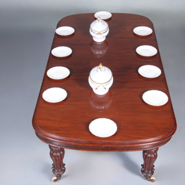 Massief mahonie eetkamertafel met slinger en inlegbladen Victoriaans ca 1860 (No.440550)