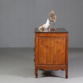 Antieke kast / Franse eikenhouten commode ca. 1750 met orgel gebogen front (No.690712)