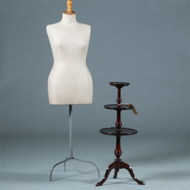 Kleine stommeknecht of dumbwaiter in mahonie ca 1910 Engeland (No.252035)