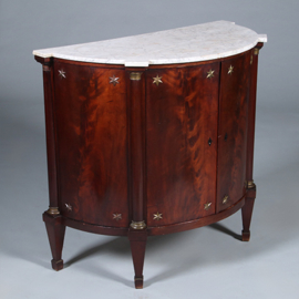 Franse Empire demi lune buffet in mahonie met bloemmahonie ca 1810 (No.431520)