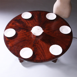 Grote ronde tafel tilttop bloemmahonie ca 1870 voor ruim 6 personen (No.991955)