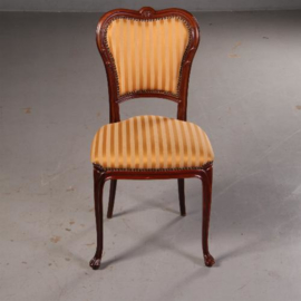 Antieke stoelen / Stel van 4 Hollandse Willem III stoelen met geel gestreepte stoffering op zitting en rug ca. 1870 mahonie  (No.541962)