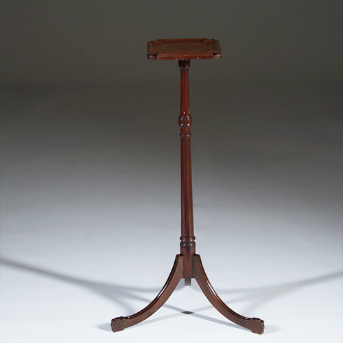 Louis Seize gueridon ca 1800 mahonie met verdiept blad (No.301840)