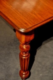 Antieke tafel / Coulissentafel Engels mahonie ca. 1925 met drie originele inleg-bladen 2.70 m  (No.493199)