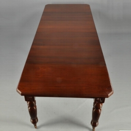 Antieke tafel / Engelse coulissentafel ca. 1875 met 4 prachtige inlegbladen totaal ca. 3,10 m. lang (No.669901)
