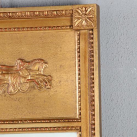 Antieke spiegel / Damspiegel Louis Seize ca. 1800 in goud met Romeinse strijdwagen (No.781985)