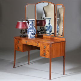 Engelse elegante Art Deco kaptafel met facet geslepen drieluik-spiegel ca 1920 (No.211910)