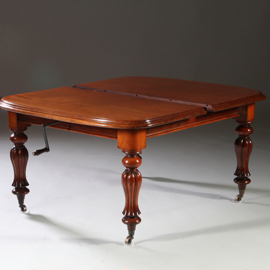 Engelse mahonie wind out table ca 1870 met slinger en twee bladen tot 2,40 m(No.951435)