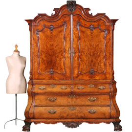 Prachtig gaaf  Hollands Kabinet met gespiegelde wortel panelen ca 1750 (No.450420)