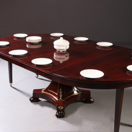 Empire coulissetafel ca 1810  in mahonie met bloemmahonie op sluierpoot met veel brons beslag (No.962670)
