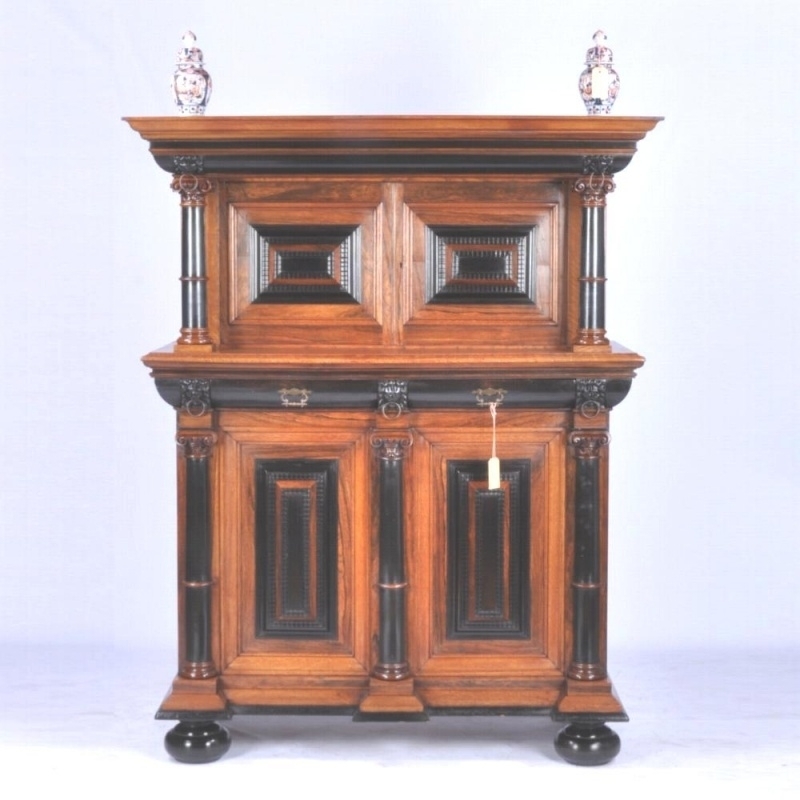 Antieke kast / Opmerkelijke Hollandse kussenkast in een schitterende kleur eiken noten en palissander ebben ca. 1910 (No.550321) | Verkochte antieke meubelen bibliotheek / beeldbank / archief |