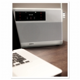 Geneva WorldRadio DAB+ met FM, Bluetooth en alarm in zilver