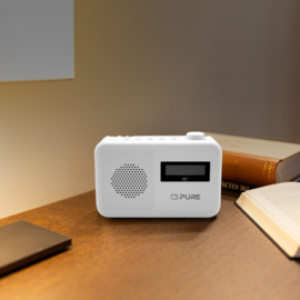 Pure Elan One2 eenvoudige DAB+ en FM portable radio met Bluetooth, wit