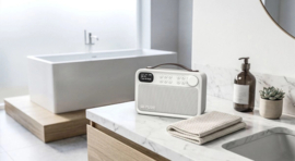 Pure Bloom vrolijke draagbare en oplaadbare radio voor binnen en buiten met DAB+ en FM met Bluetooth ontvangst, sand