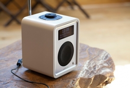 Ruark Audio R1 deluxe tafelradio met DAB+, FM en Bluetooth, Soft White