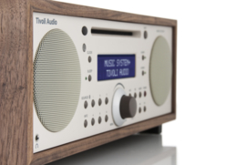 Tivoli Audio Music System+ hifi stereo systeem met DAB+ / FM, Bluetooth, CD-speler en wekkerradio, Walnut - Beige