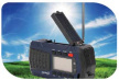 POWERplus MAKI opwindbare AM / FM scan (nood) radio, zaklamp, klok, wekker met zonnepaneel