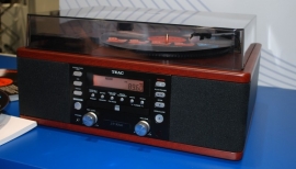 TEAC LR-R500 Muli Audiosysteem LP / CAS / CD / AM / FM / Recorder rosewood