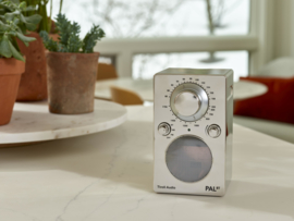 Tivoli Audio Model PAL+BT oplaadbare radio met DAB+, FM en Bluetooth, chrome