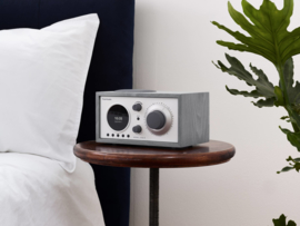 Tivoli Audio Model One+ DAB+ radio met FM en Bluetooth, grijs