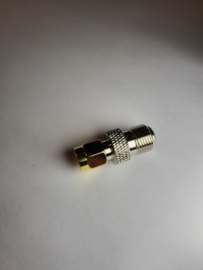 F connector female naar SMA connector female