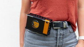 We Are Rewind Belt Clip - voor aan je broek!